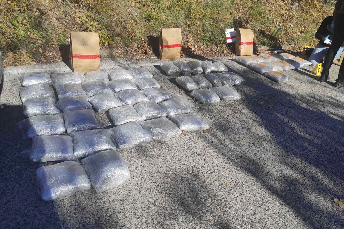 Detalji akcije "Uskok 3 ": Pao i policajac zbog 53,8 kg skanka
