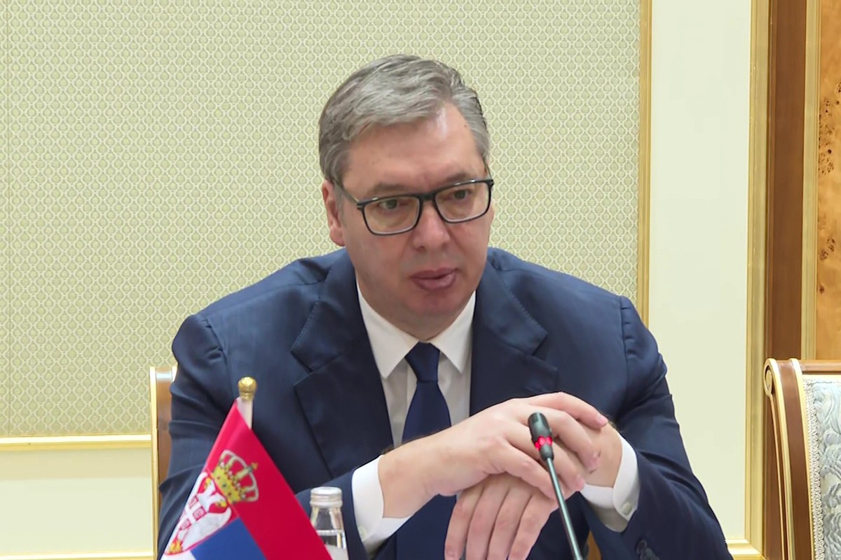 Vučić zabrinut za Hrku i Mrdića: Prekinite štrajk (VIDEO)