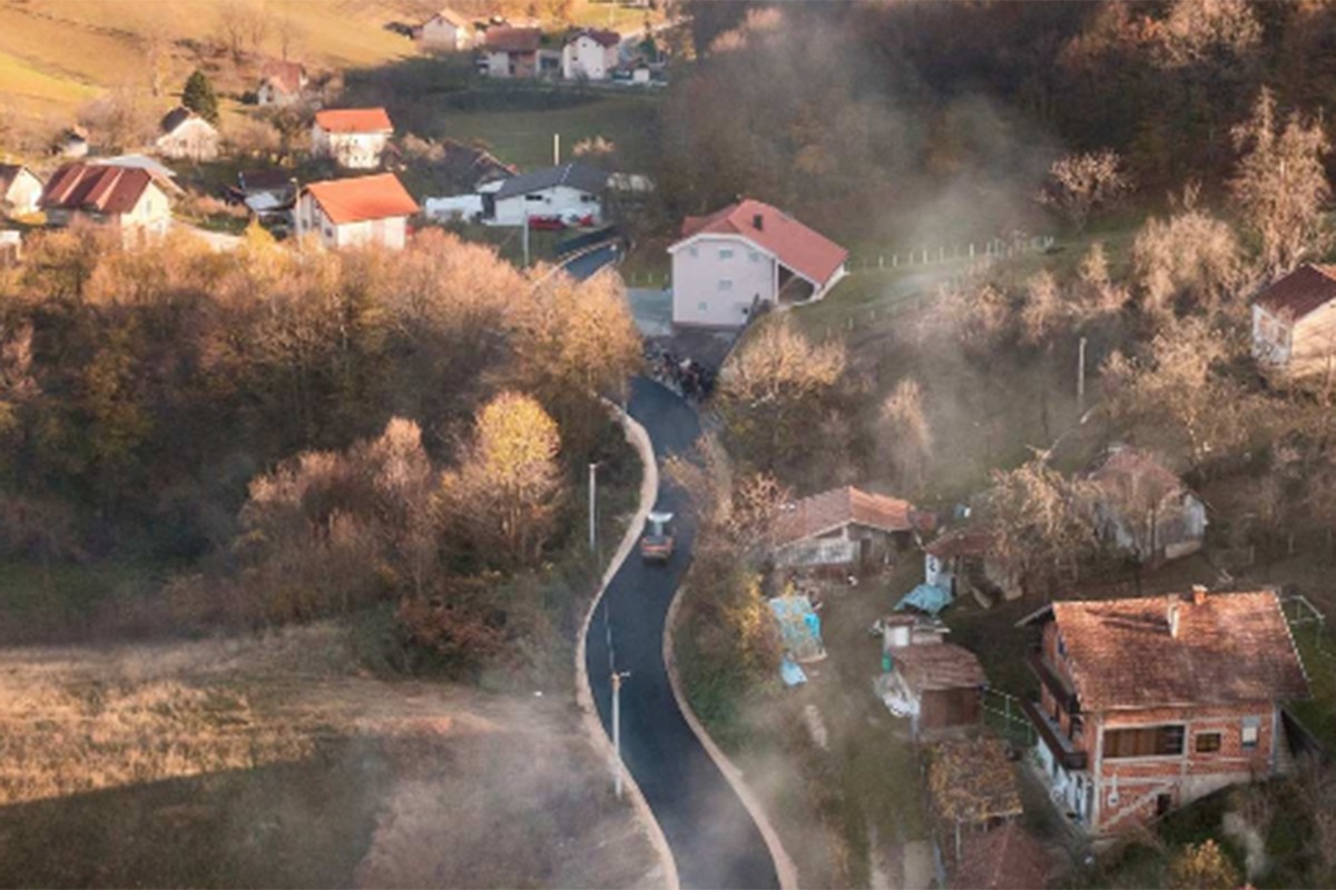 U toku asfaltiranje: Put Bukvalek-Donja Kola u novom ruhu