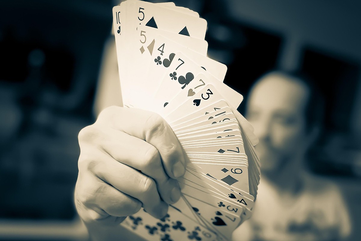 Zaradio bogatstvo na pokeru u dvadesetim, povukao se sa 29