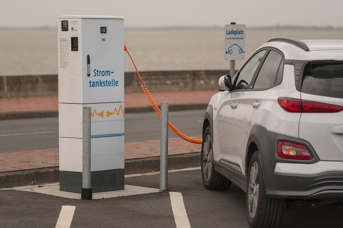 Koliko su zračenja iz električnih automobila opasna?