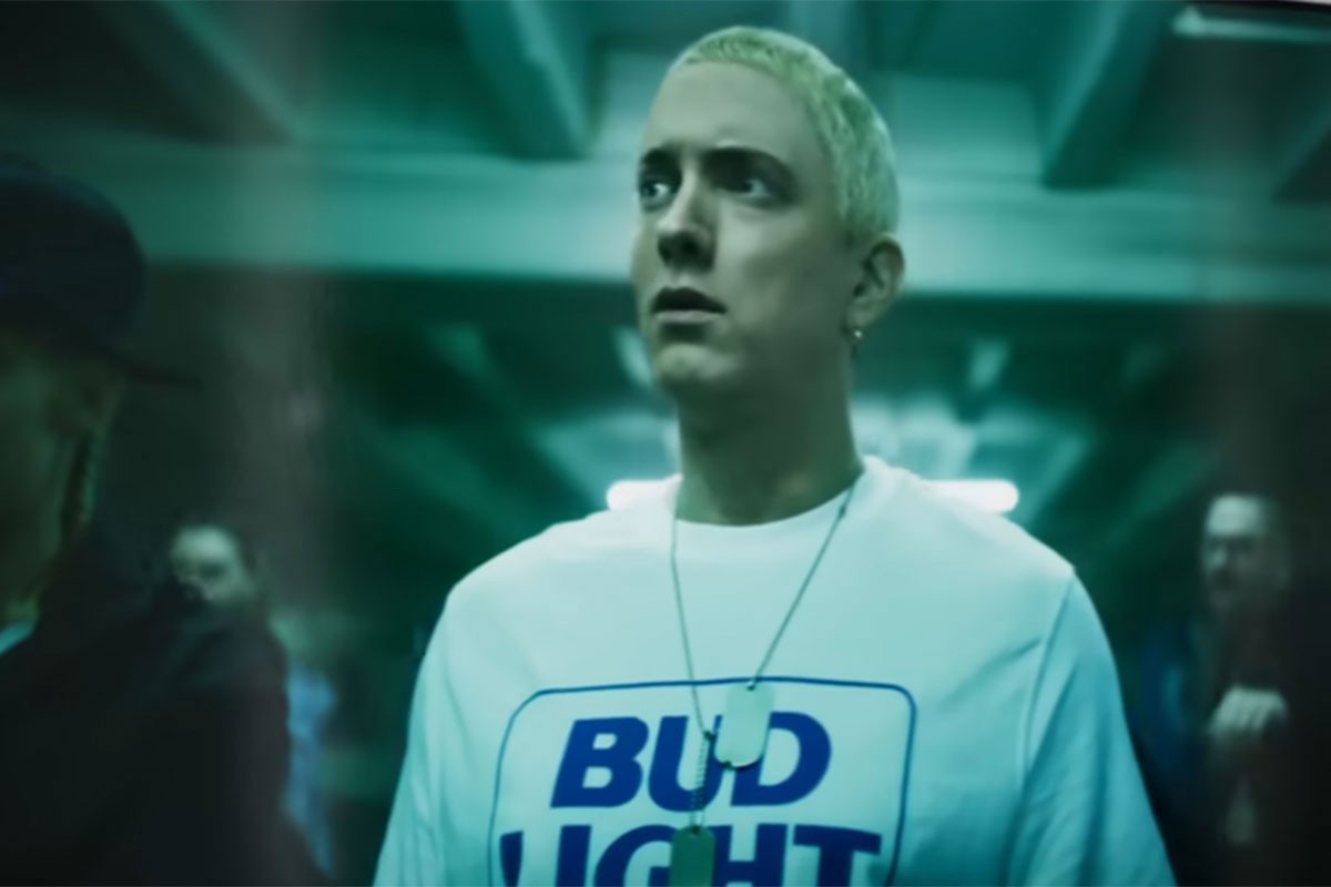 Eminem tuži australijski brend za plažu "Swim Shady"