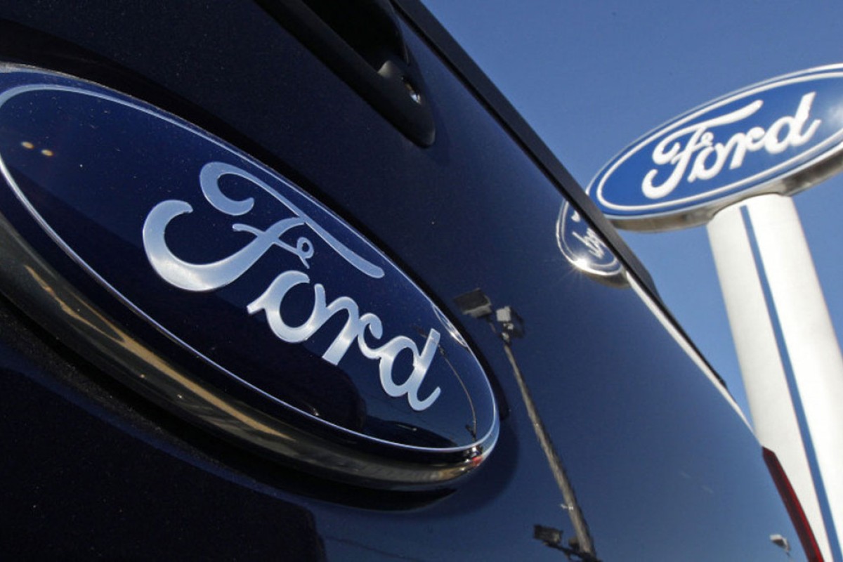 Kvar na instrument tabli: "Ford" povlači 230.000 vozila u SAD