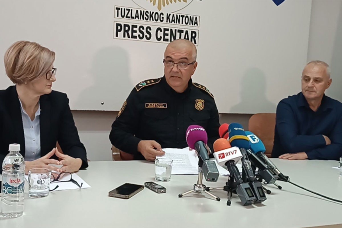 Komesar policije otkrio nove detalje o pljački zlatare u Kalesiji