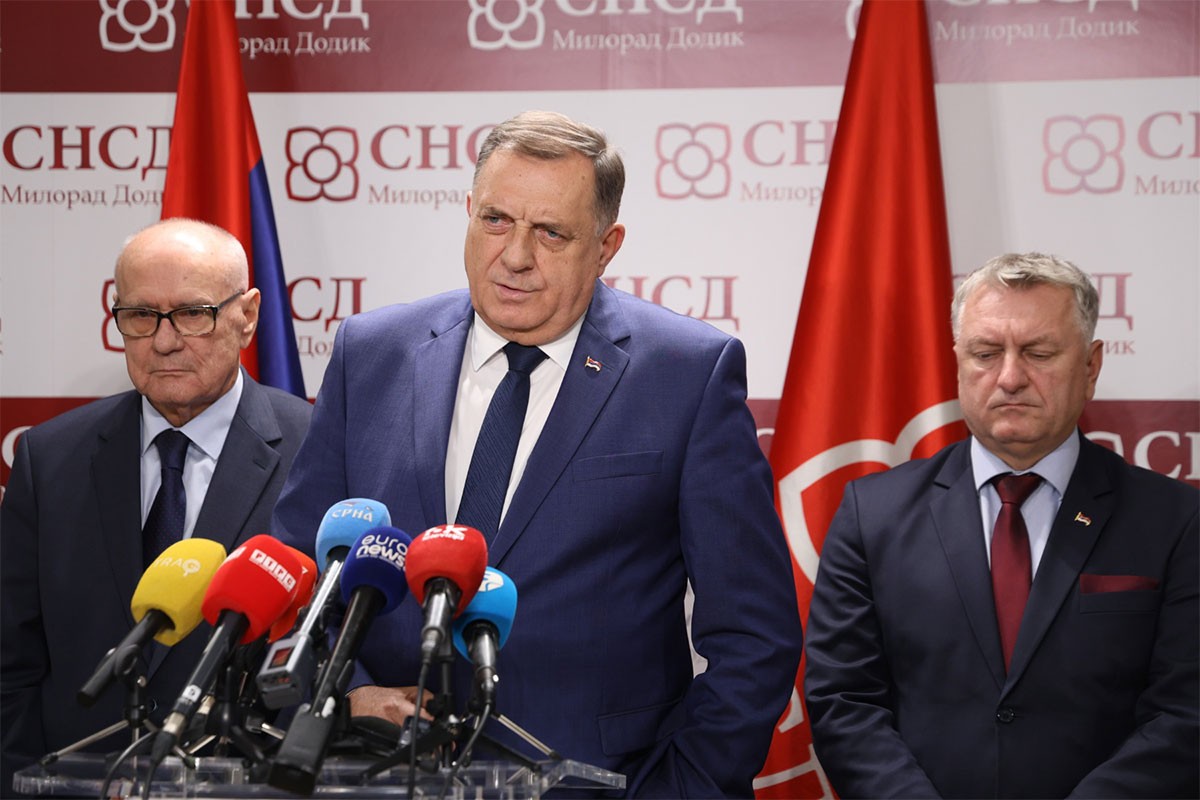 Dodik otkrio koliko će se povećati penzija u januaru u Republici Srpskoj