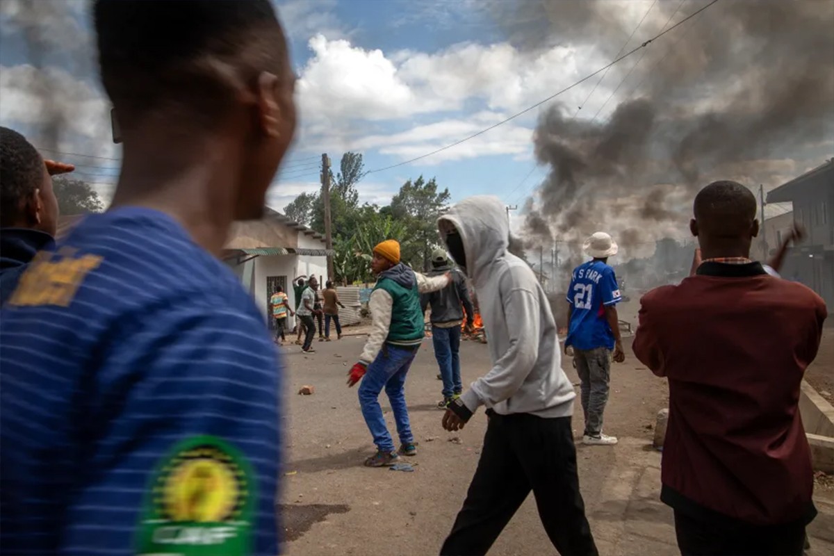 Strava u Tanzaniji: Pucnjava na demonstrante, mrtvačnice pune tijela (VIDEO)