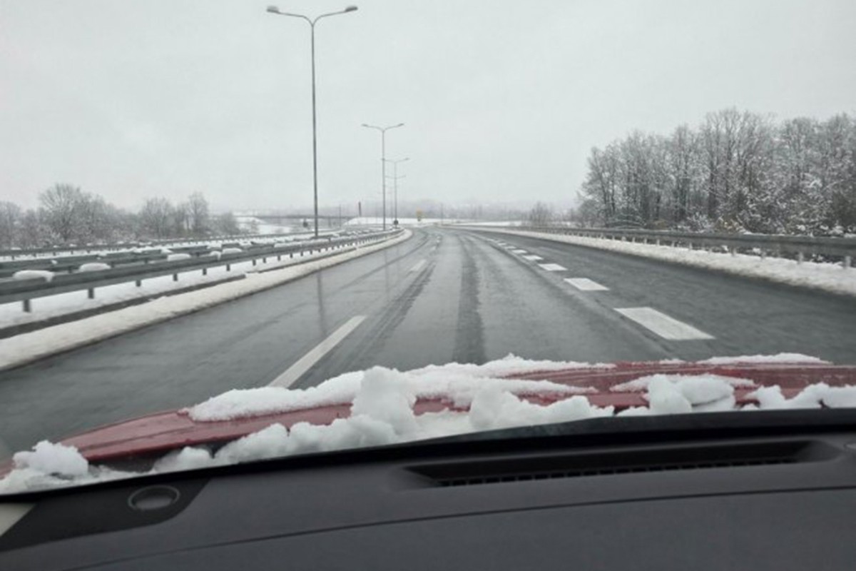 Stanarević: Sve trake na auto-putevima prohodne, nije bilo udesa