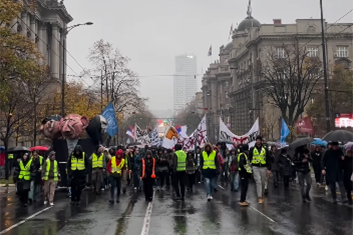 Godina nakon napada na FDU: Studenti i građani održali protest u Beogradu