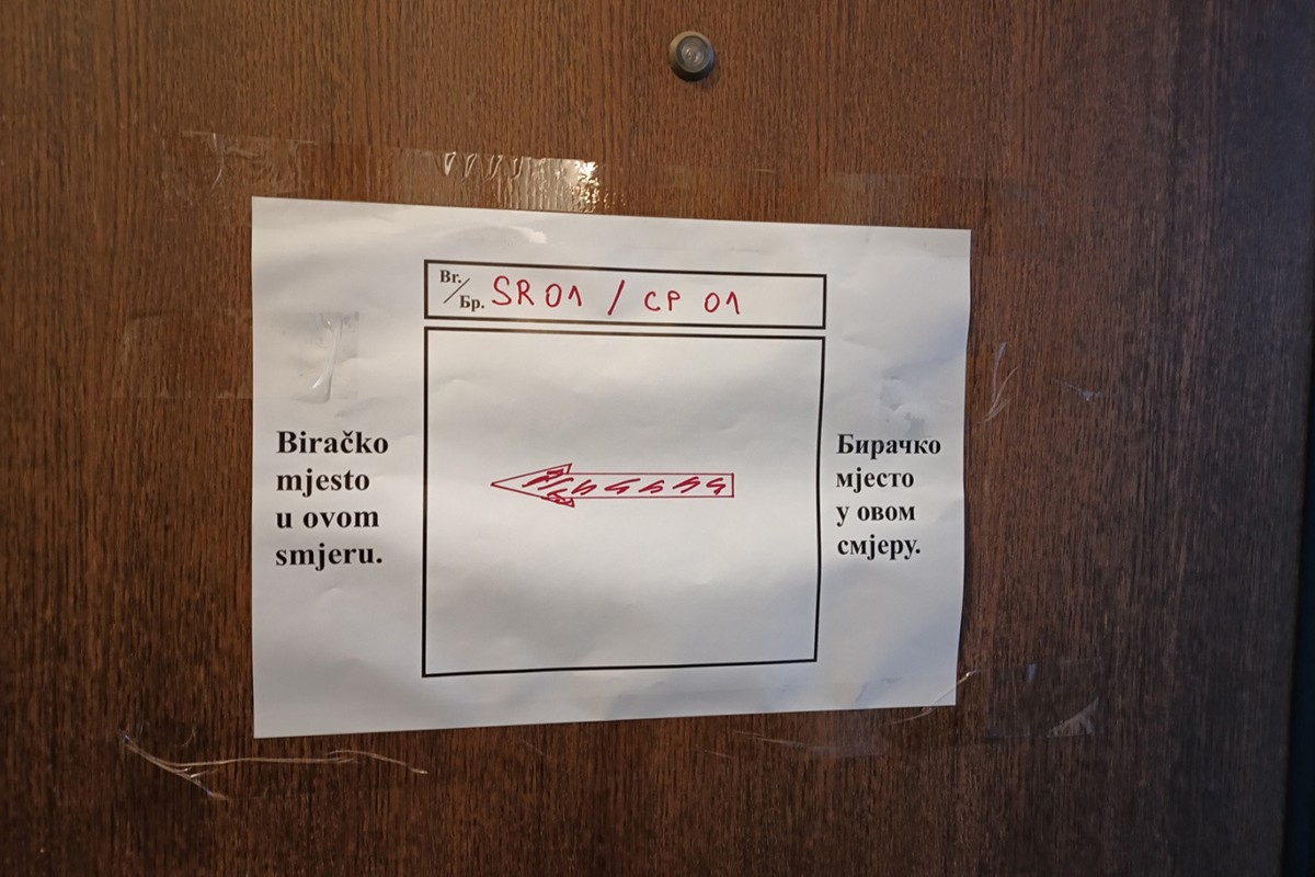 Otvoreno glasačko mjesto u Ambasadi BiH u Beogradu