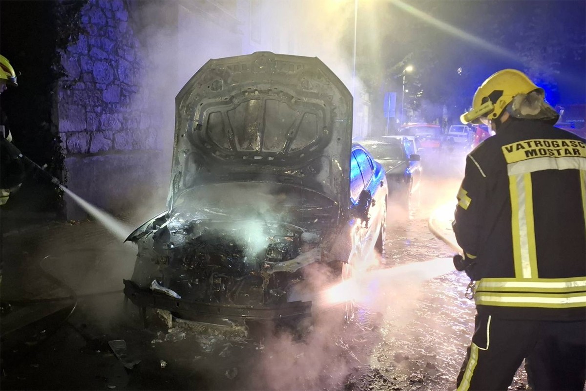 Rasvijetljen slučaj paljevine auta gradonačelnika Mostara, oglasila se policija