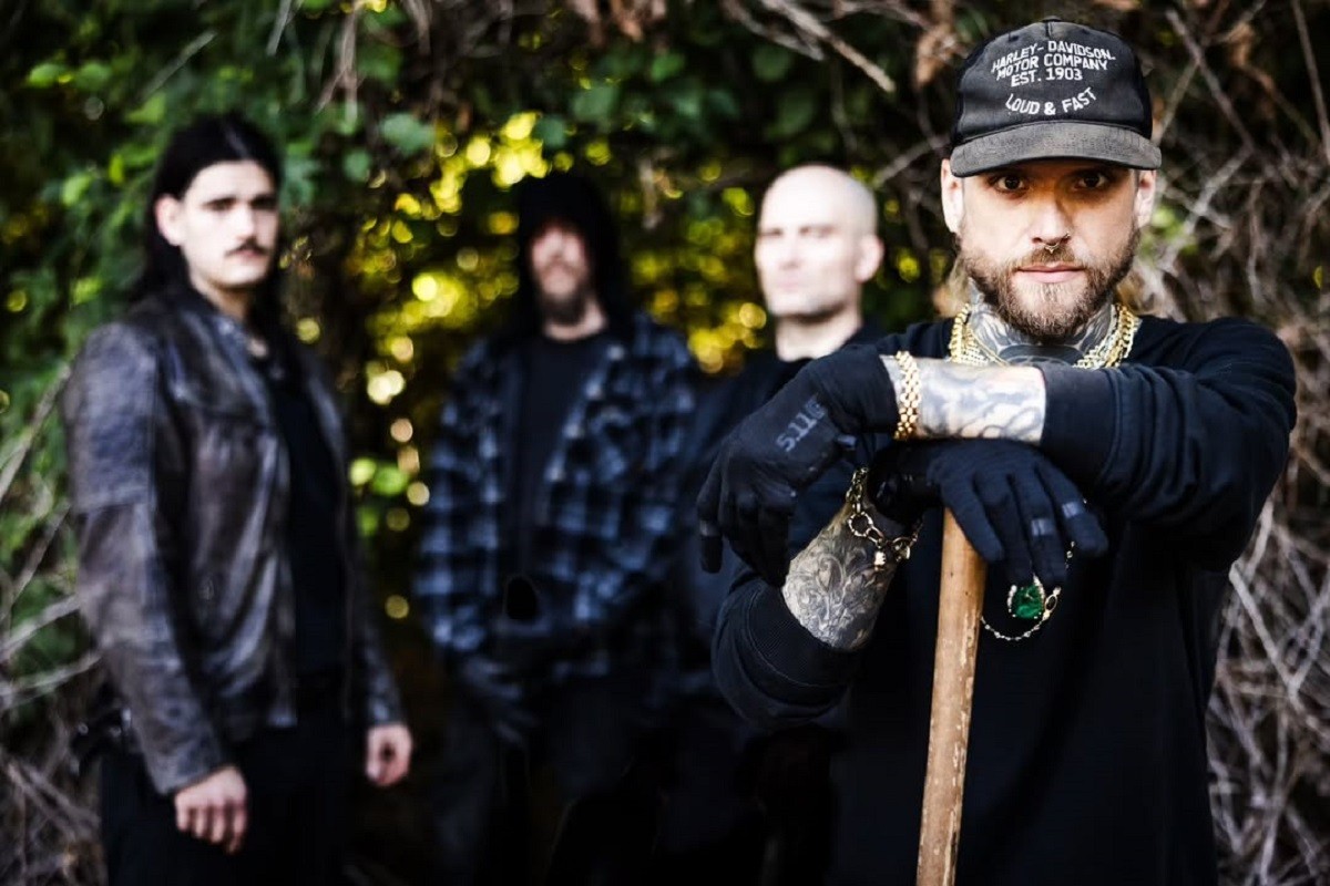 Death metalci Vitriol ostavili frontmena na benzinskoj pumpi