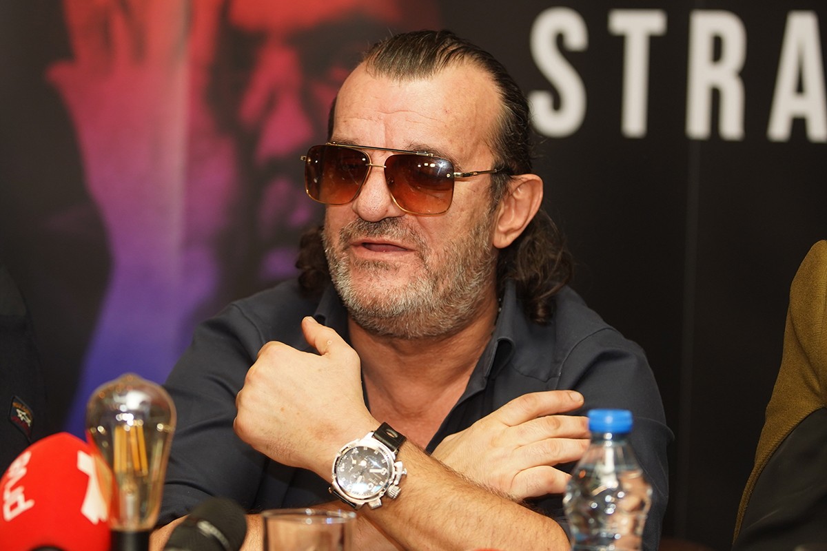 Oglasio se Aca Lukas o fotografiji sa Naserom Orićem (FOTO)