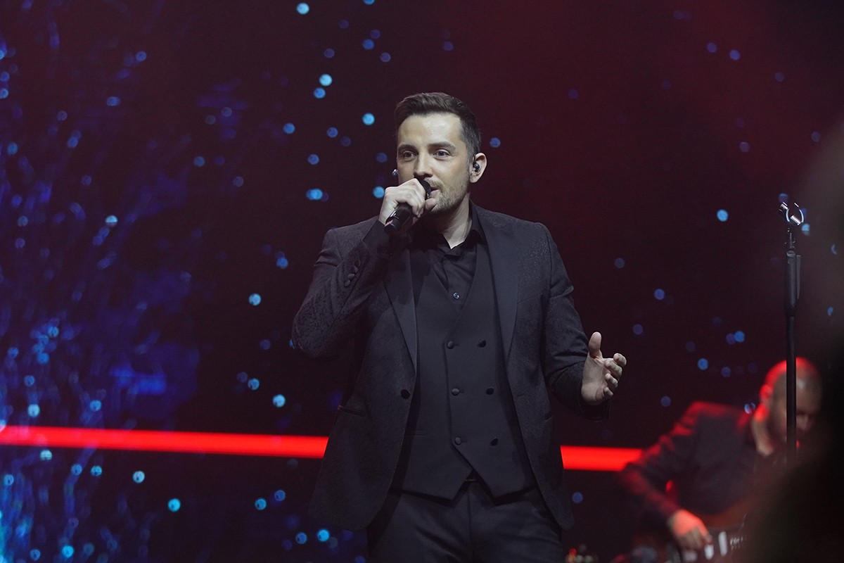 Mirza Selimović honorar od koncerta u Tuzli donira djeci bez roditeljskog staranja