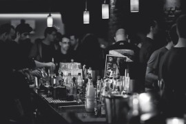 Tajland ublažava zabranu alkohola kako bi podstakao turizam
