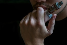 Poražavajući rezultati studije: Tinejdžeri se bude noću da bi ...