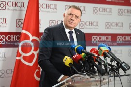 Dodik: Dok nema dogovora Zakoni o Sudu BiH i VSTS ne mogu ići u ...