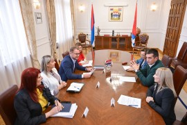 Stari zahtjevi, novi dogovori: Vaspitači i Gradska uprava Banjaluka ...