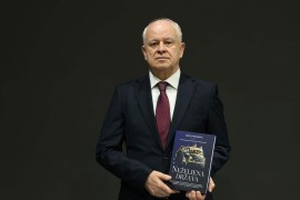 Objavljena knjiga kolumni Joze Pavkovića "Neželjena država"