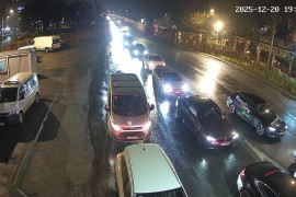 Uoči praznika: Kilometarske kolone na ulazu u BiH