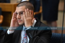 Vučinić o novom zakonu: Bolje smotati džoint, nego pušiti u ...