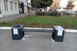 Bratunac dobio prvu solarnu klupu