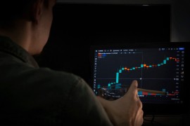 Investicije u stalna sredstva skoro devet milijardi KM