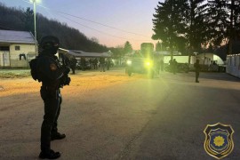 Policija upala u migrantski kamp Blažuj, na meti avganistanska ...