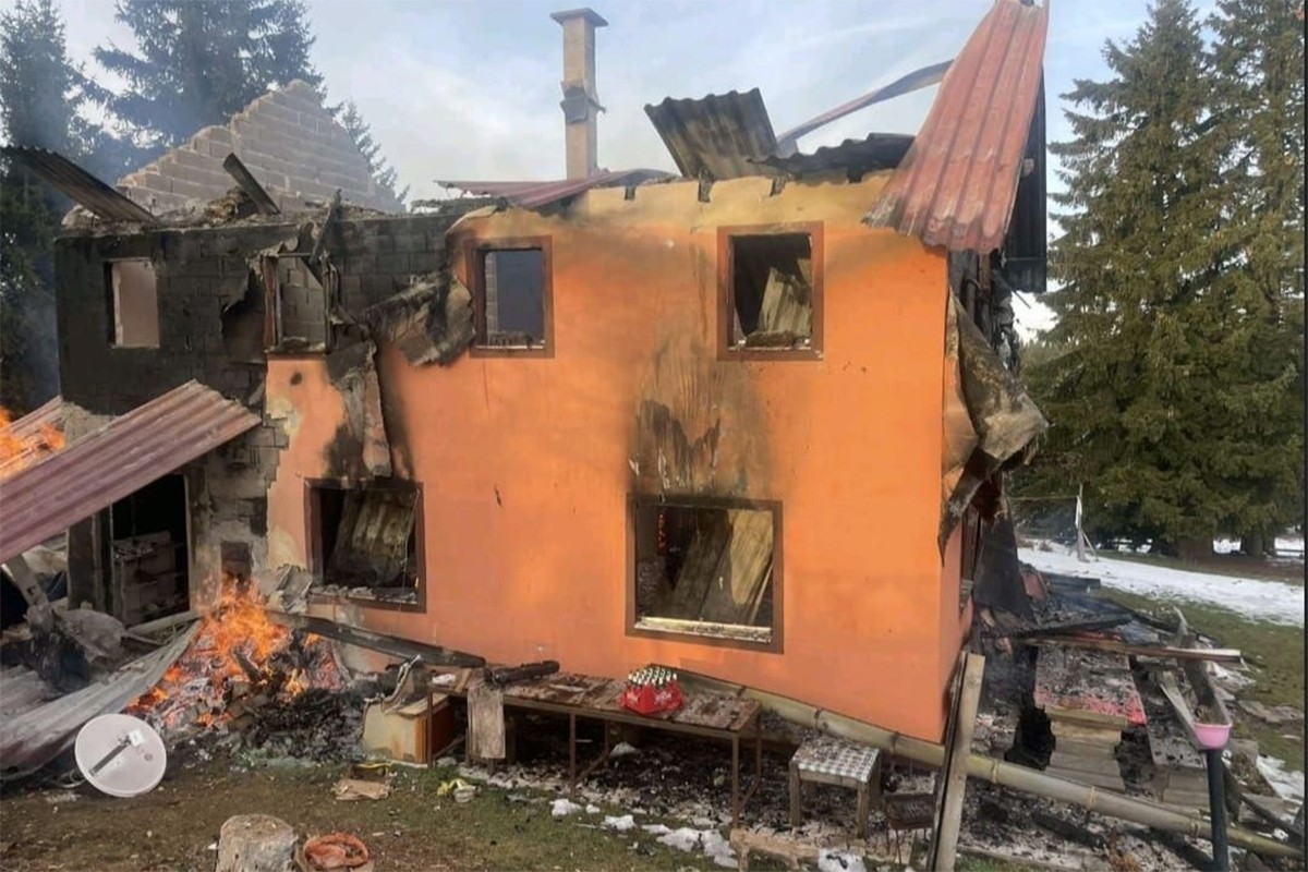 Izgorio planinarski dom, potrebna kompletna obnova