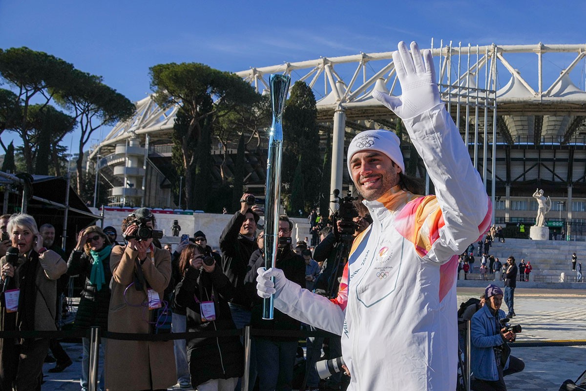 Olimpijska baklja za ZOI 2026. krenula iz Rima put Milana