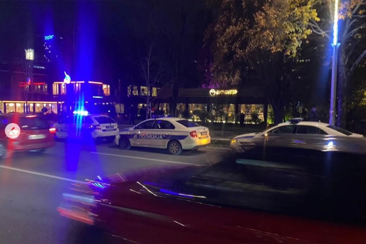 Pucnjava u restoranu u Beogradu, muškarac (30) teško ranjen (FOTO)
