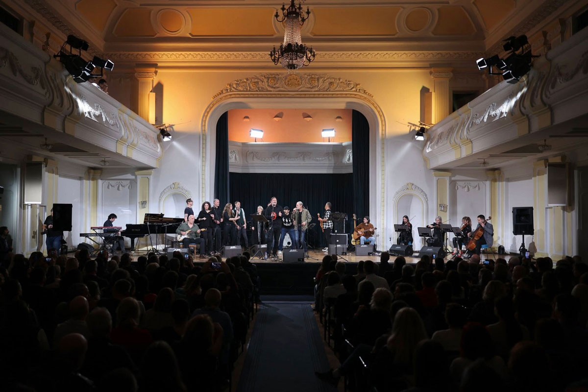 Legendarni "Balkan Express" zasvirao nakon dvije godine: Koncert svojoj Banjaluci (VIDEO)