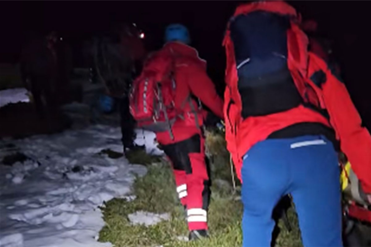 Spasioci satima transportovali nastradalog iz kanjona Rakitnice (VIDEO)