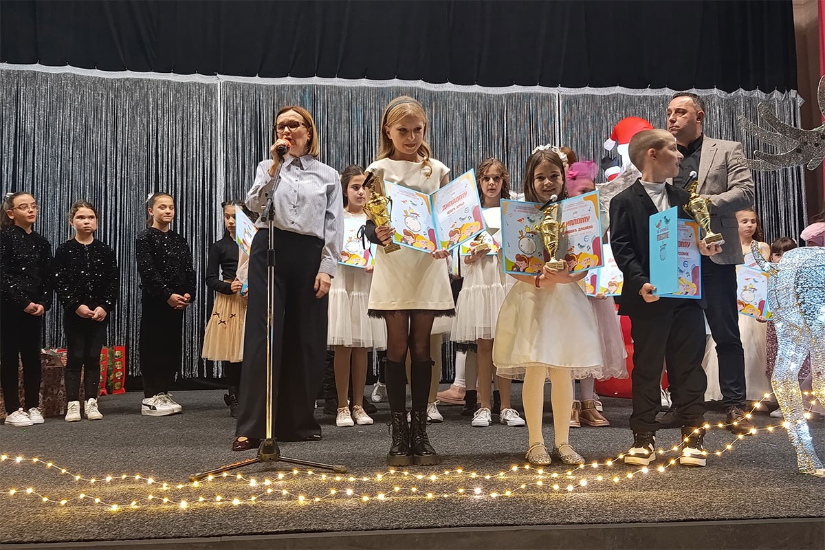 Dječiji festival "Na krilima pjesme": Publika uživala u 12 kompozicija