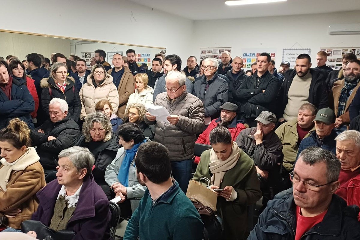 Mještani Rosulja traže povlačenje izmjene Regulacionog plana "Malta 1"