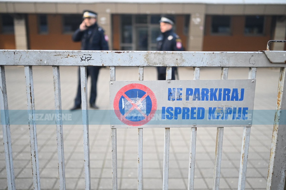 Prijeteće poruke stigle u sve osnovne škole u Srpskoj i sve srednje na području Banjaluke