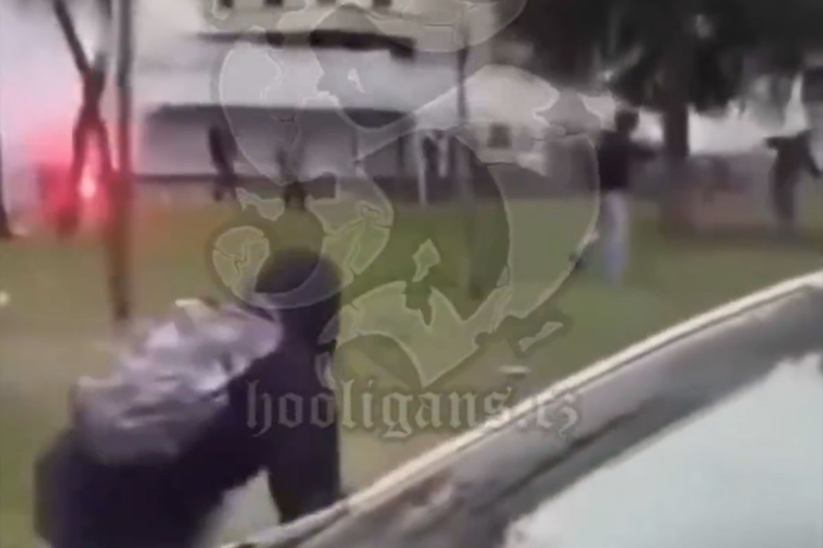 Tuča maloljetnika kod škole u Sarajevu: Povrijeđene dvije osobe (VIDEO)