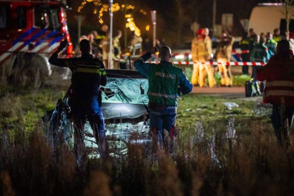 Drama na zimskoj paradi u Nizozemskoj: Autom se zaletjela u grupu ljudi (FOTO)