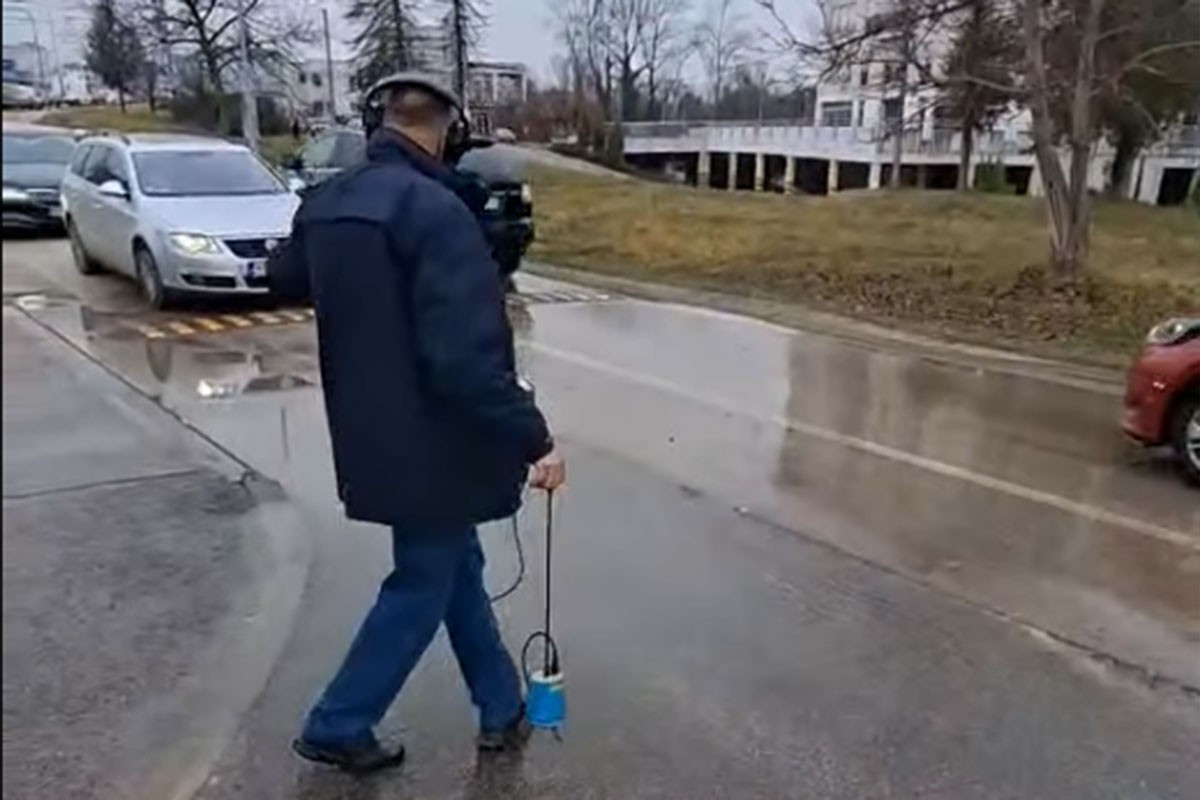 Stanovnici banjalučke Ulice Veljka Mlađenovića bez vode (VIDEO)