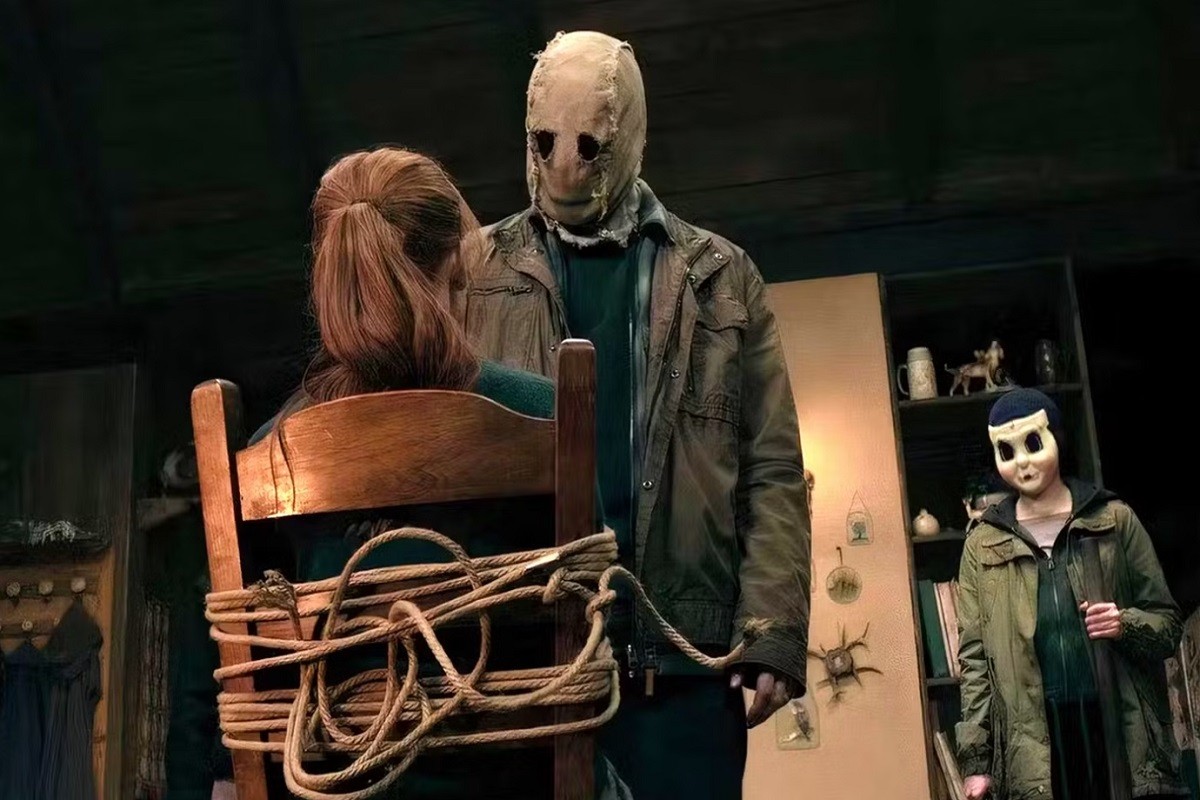 Otkriven poster za film "Stranci: Poglavlje 3" (FOTO)