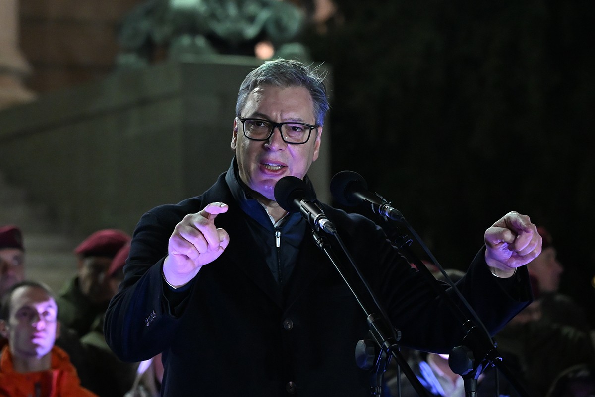 Vučić: Prihvaćen zahtev blokadera, izbori sledeće godine