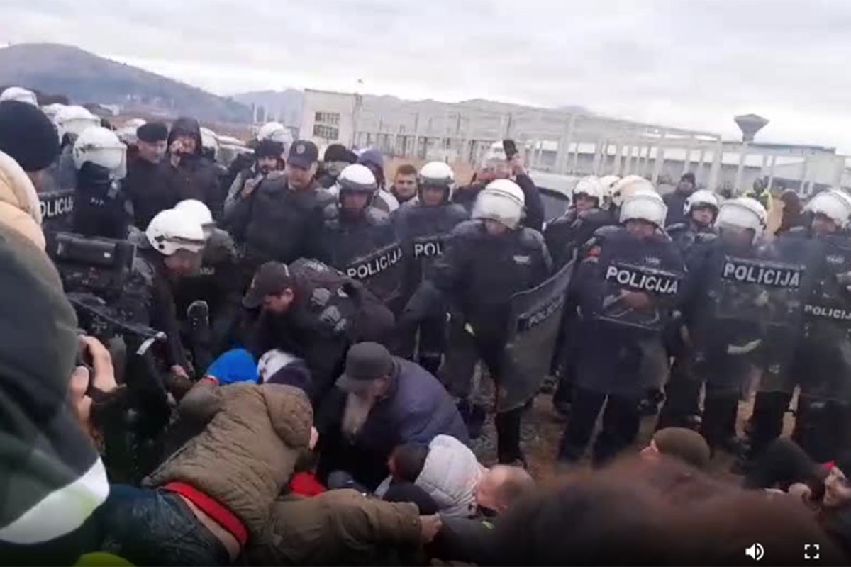Napeto u Botunu: Knežević u marici, uhapšeni i mještani (VIDEO)