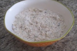 Posna kikiriki salata