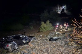 Težak udes u BiH: Vozilo sletjelo u provaliju, ima povrijeđenih (FOTO)