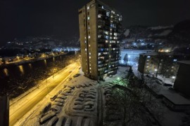 Snijeg donosi priliku za zaradu: ALBA Zenica nudi 75 KM dnevno (FOTO)