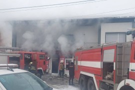 Vatrogasci gasili požar u trgovini, na licu mjesta bila i policija ...