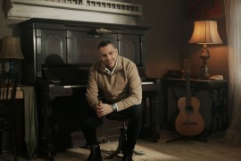 Denis Husić uskoro objavljuje novi singl "Sine"