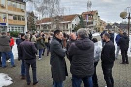 Ugljevik: Mještani dali rok do 4. februara, inače autobusima dolaze ...