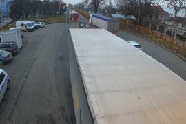 Povremeno povećan broj vozila na prelazima Gradiška i Velika Kladuša