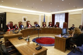 Ustavni sud BiH: Dodik nije mogao predložiti Minića, sporne odluke ...