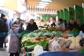 Cijene na banjalučkoj Tržnici: Koliko koštaju jabuke, krompir, kupus?